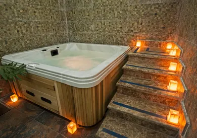 JACUZZI